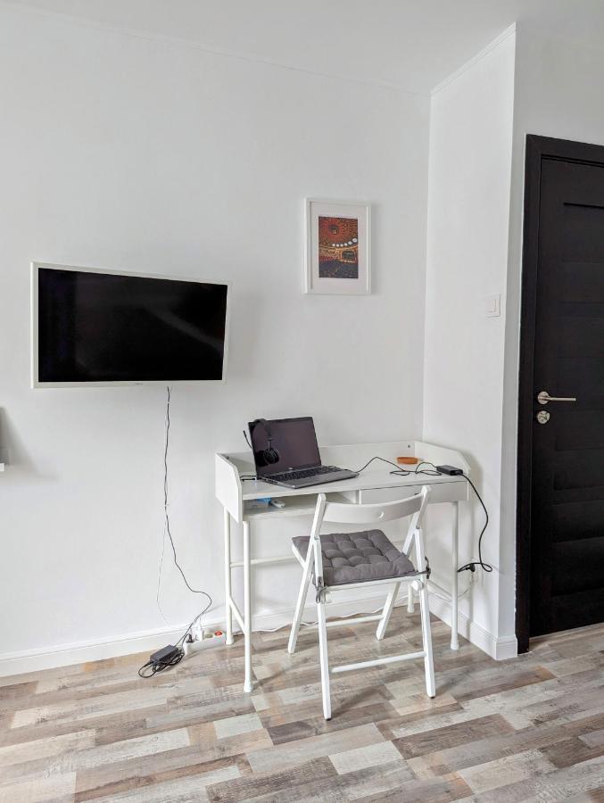 Sebastian Studio Apartment บูคาเรสต์ ภายนอก รูปภาพ