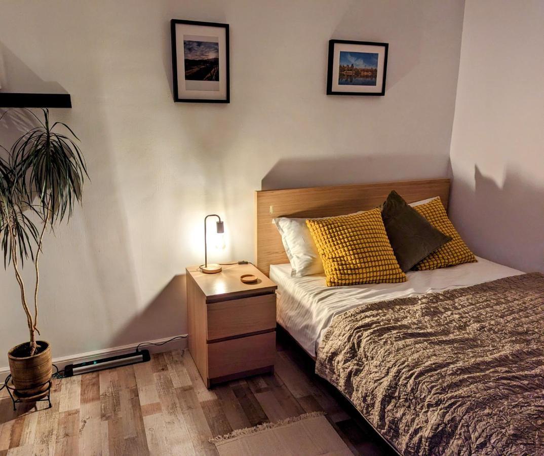 Sebastian Studio Apartment บูคาเรสต์ ภายนอก รูปภาพ